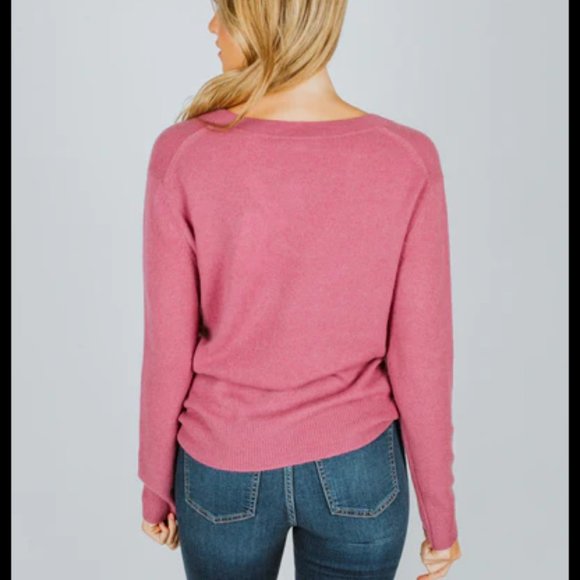 NEW Vince Lightweight Cashmere Weekend V-Neck Pullover M - Picture 3 of 4